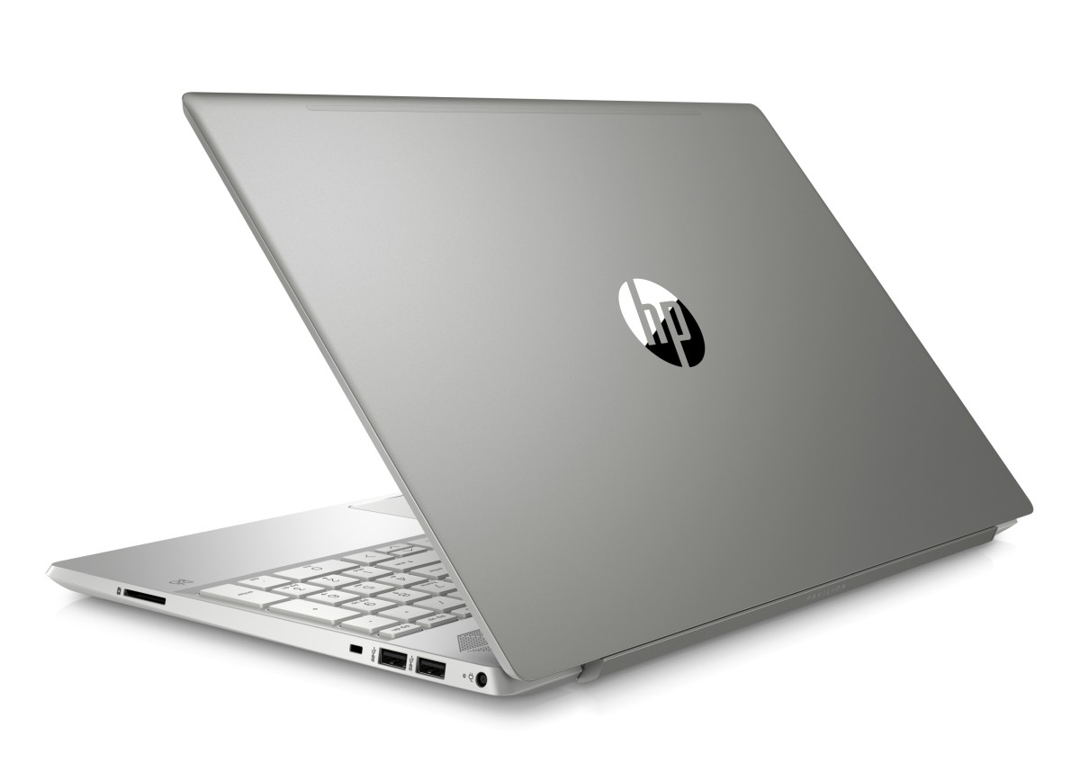 HP Pavilion 15-cs1010nc (4UM67EA)